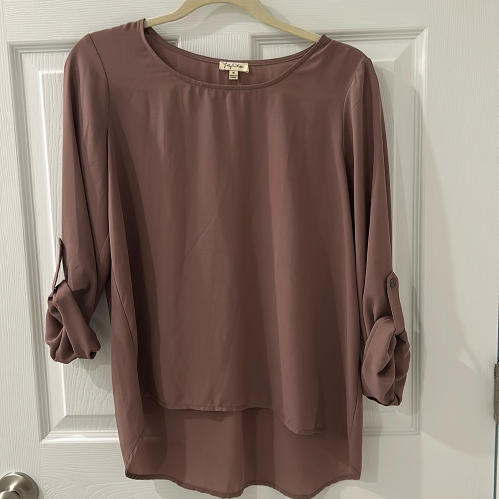 Lily white women’s size medium sheer top